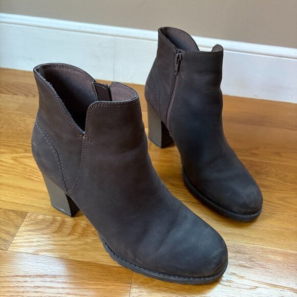 Clarks Leather Booties - Picture 1 of 4